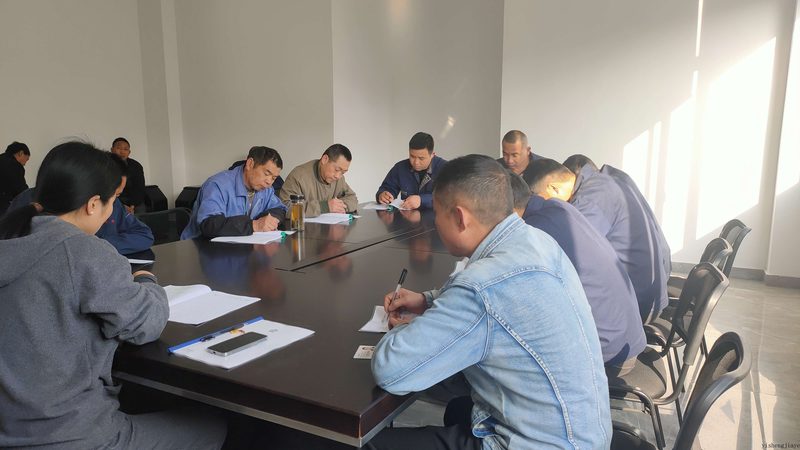 2025年成人高考科目全解析：科目设置与备考策略