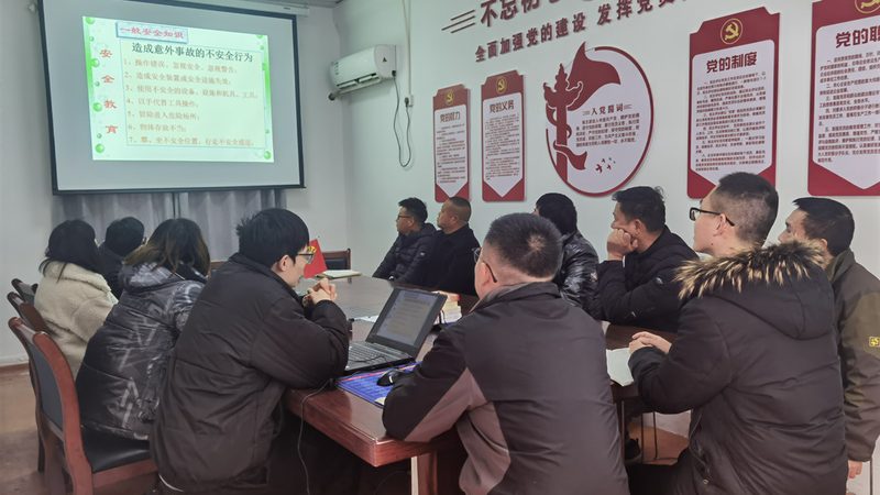 在录取过程中，考生需要注意以下几点：