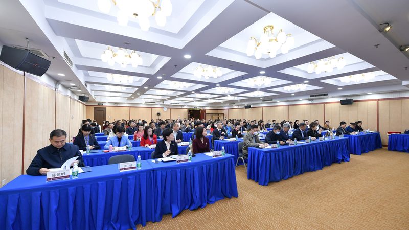管理培训教材分类与选型指南